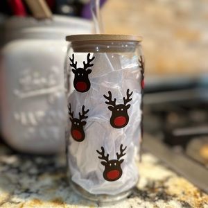 Reindeer Glass beer can